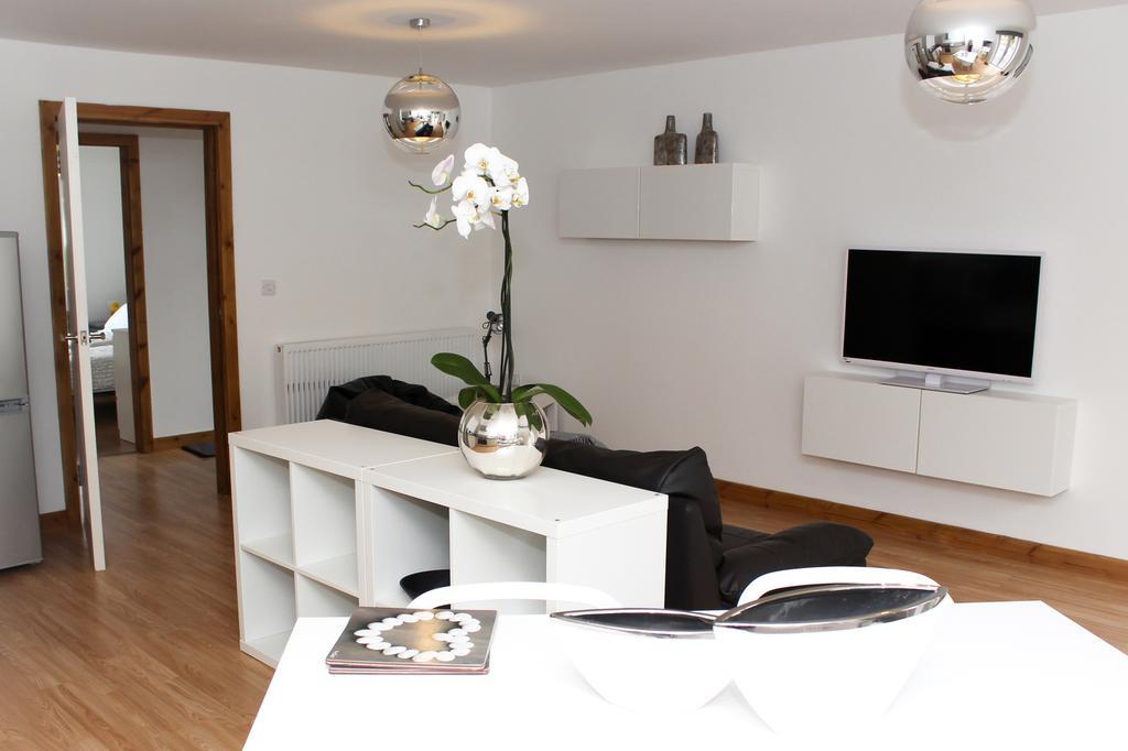 Lux Apartment Bangor  Habitación foto
