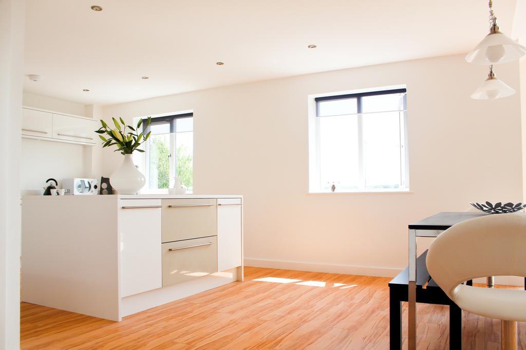 Lux Apartment Bangor  Habitación foto